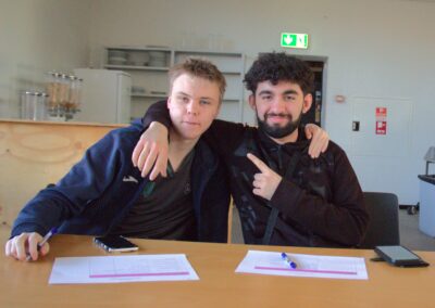 Foto af elever i undervisningen