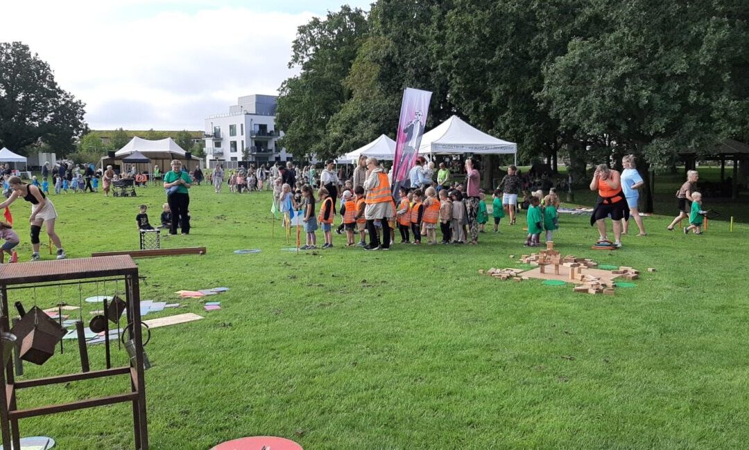 Ingen frokostpause: Elever var ultrapopulære på Børnekulturfestivalen